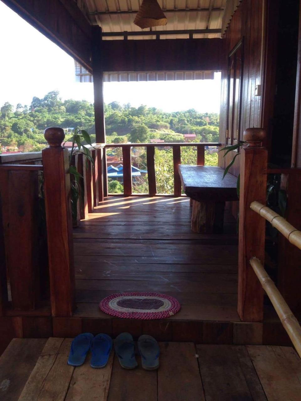 Ratanak Tep Rithea Homestay Banlung Exterior photo