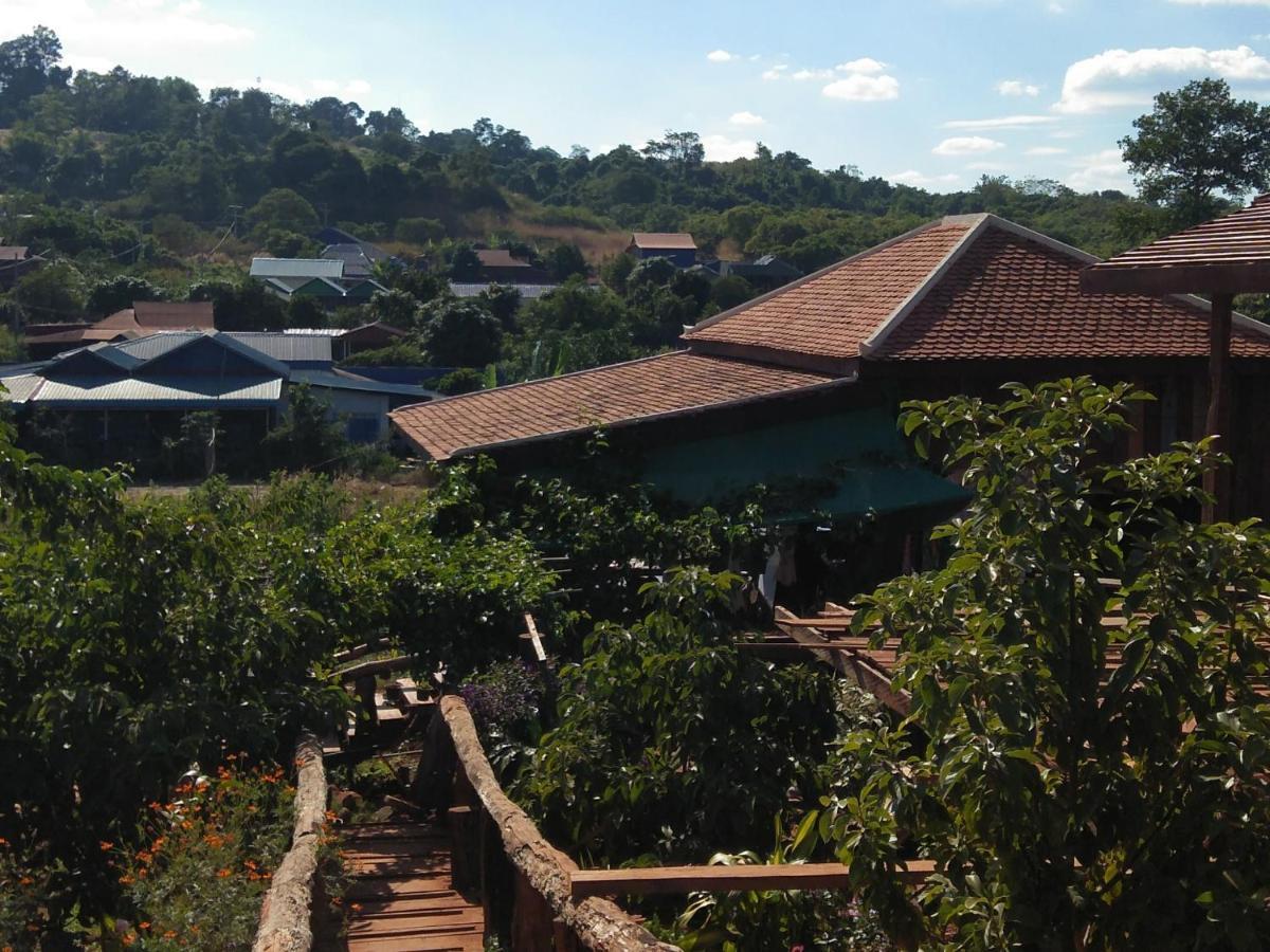 Ratanak Tep Rithea Homestay Banlung Exterior photo