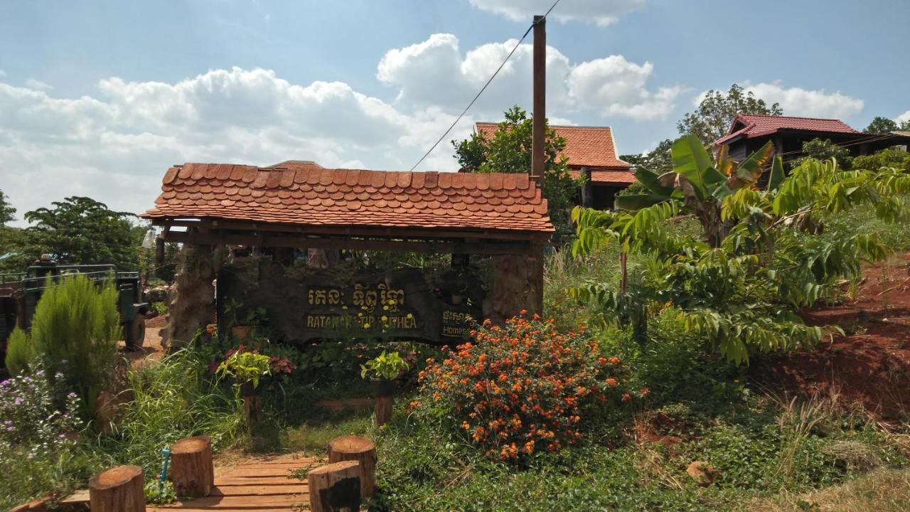 Ratanak Tep Rithea Homestay Banlung Exterior photo